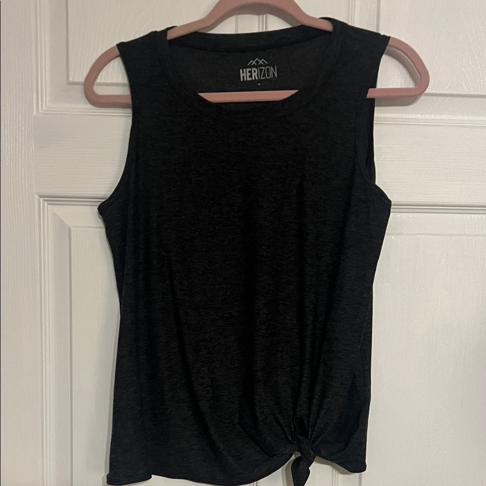 Black Knot Front Sleeveless Tank Top